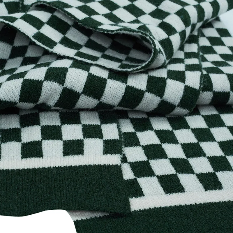 CHECKERED KNIT SCARVES