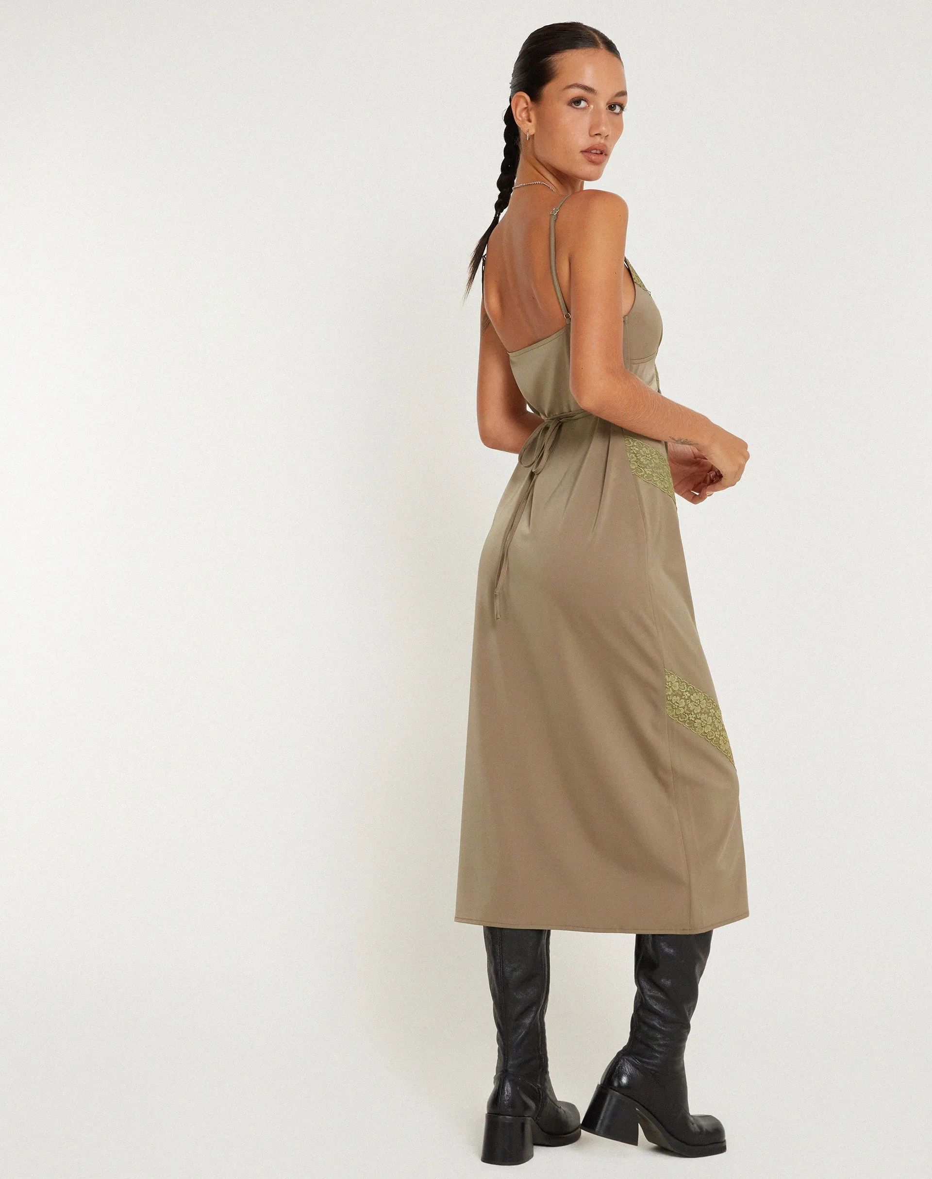 Deonne Midi Dress in Satin Avocado